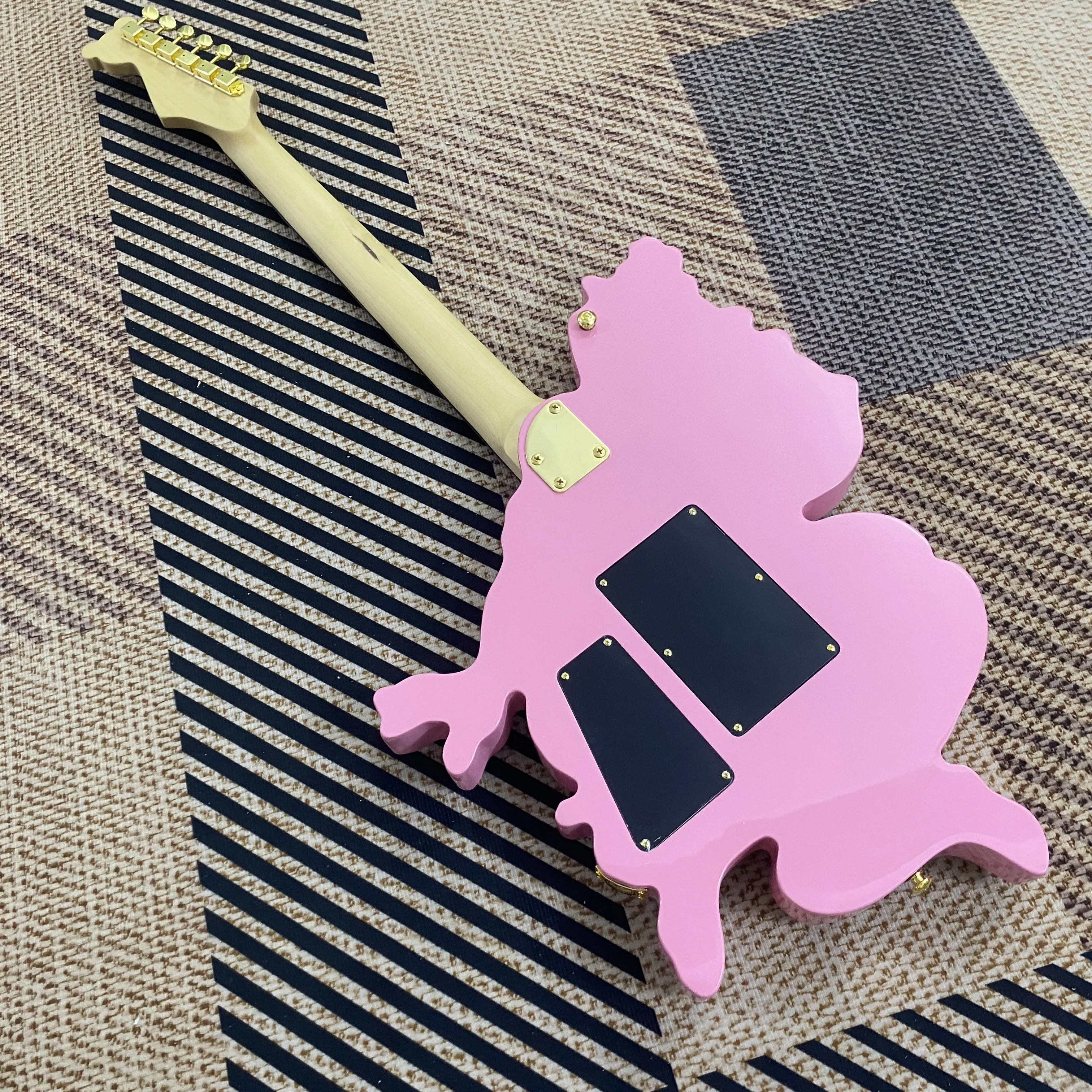 جيتار كهربائي على شكل خاص من Vicers مع لوحة أصابع من خشب الورد، 6 أوتار، 24 فريت، رقبة خشب القيقب، أجهزة ذهبية