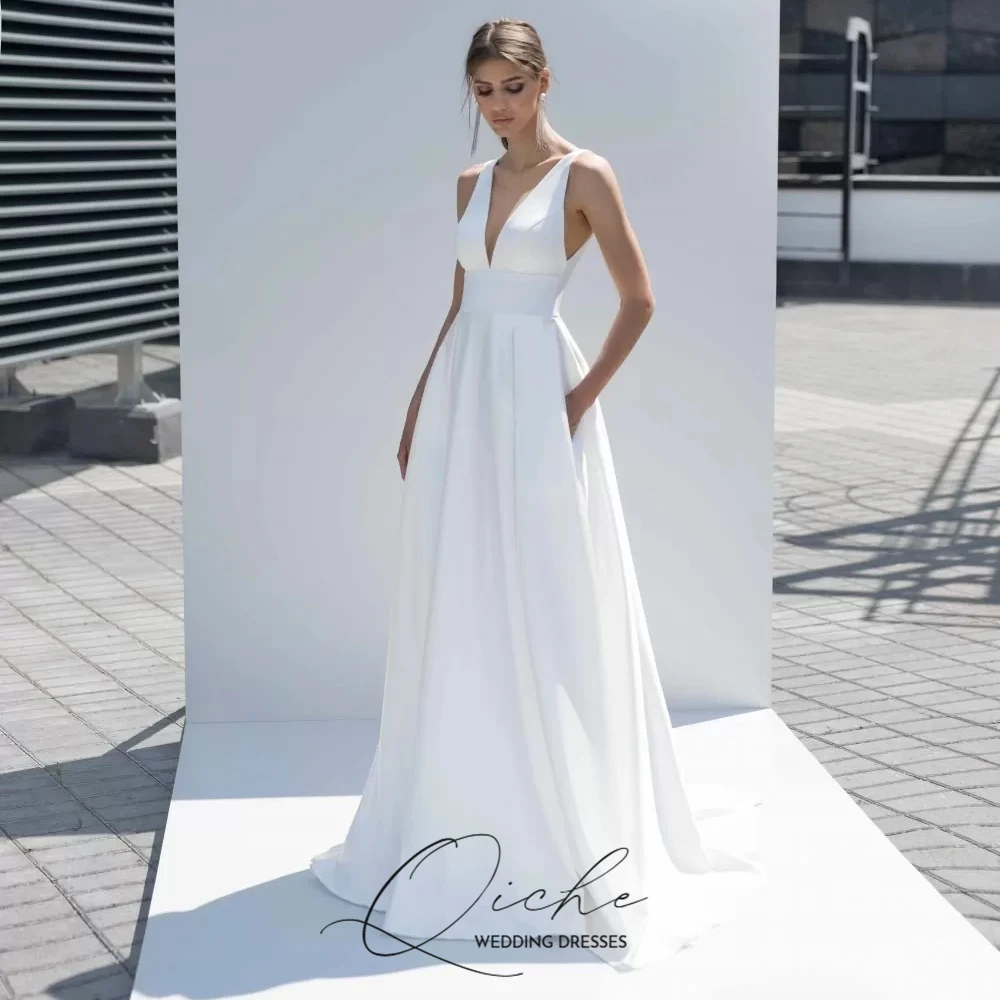 

QICHE Simple Wedding Dresses V-Neck Sleeveless A Line Bridal Gown Customized Satin Backless Elegant Party Dress for Bride