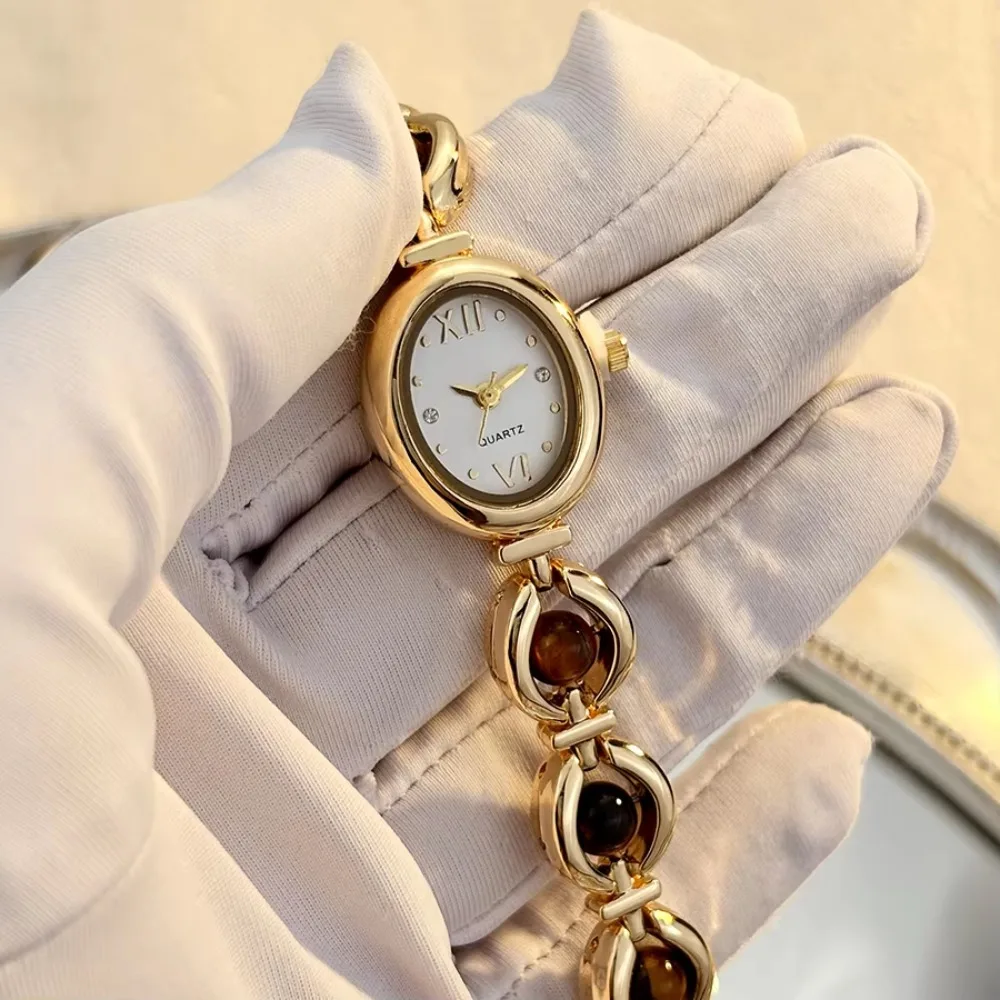 Oval Shape Oval Wrist Watch Mother of Pearl Elegant Wrist Watch for Women Alloy Translucent Dial Women Watch Daily Wear