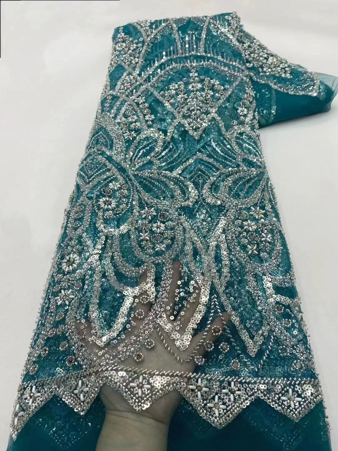 

African Heavy Beaded Lace Fabric 2024 High Quality Nigerian Sequins Lace French Tulle Fabric For Wedding Party Dress Sewing