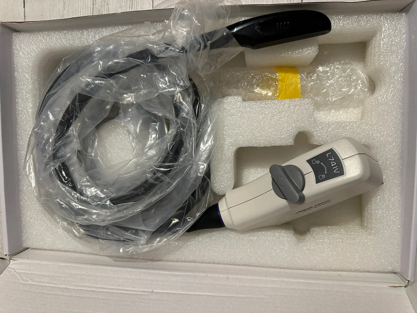 

Новый оригинальный линейный ультразвуковой датчик Mindertech SonoScape L741V L761V для ветеринарии, сертифицированный по ISO13485