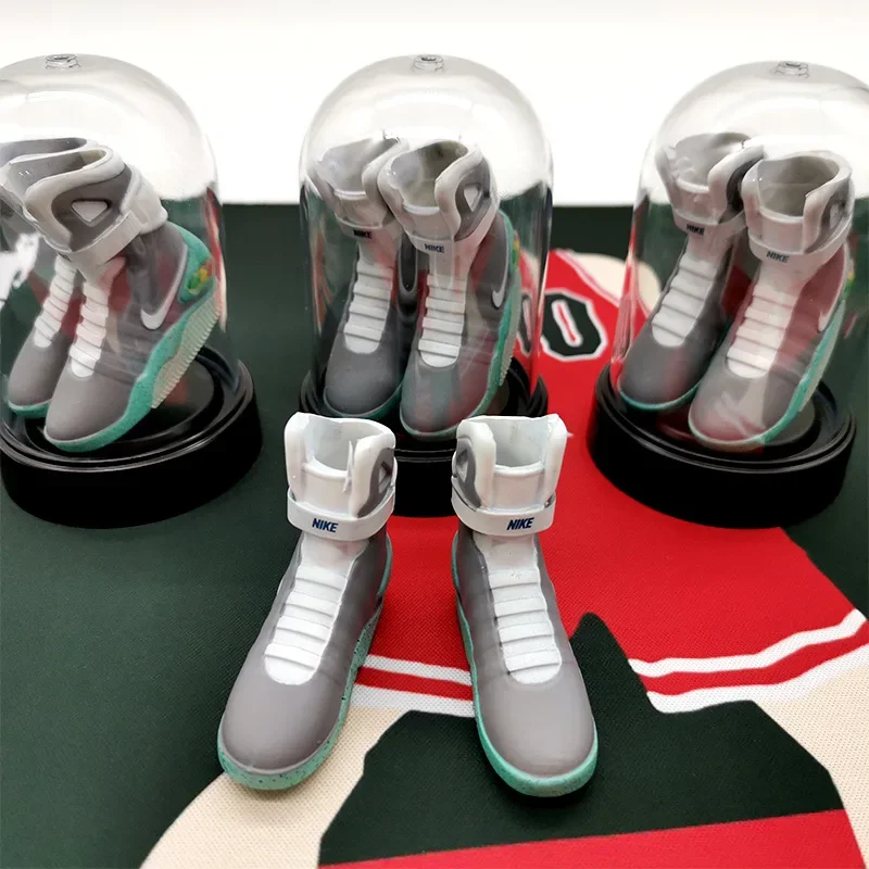 Back to the Future AJes- modelo de zapato botella de adorno de moda ﻿，Mini shoes mould 3D small sneakers display bottle AJes