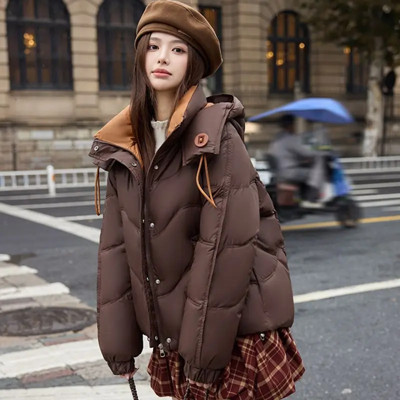 معطف شتوي نسائي ثقيل الوزن 2025 سترة مبطنة حرارية معطف قصير دافئ للطقس البارد في الهواء الطلق ملابس خارجية شتوية عصرية