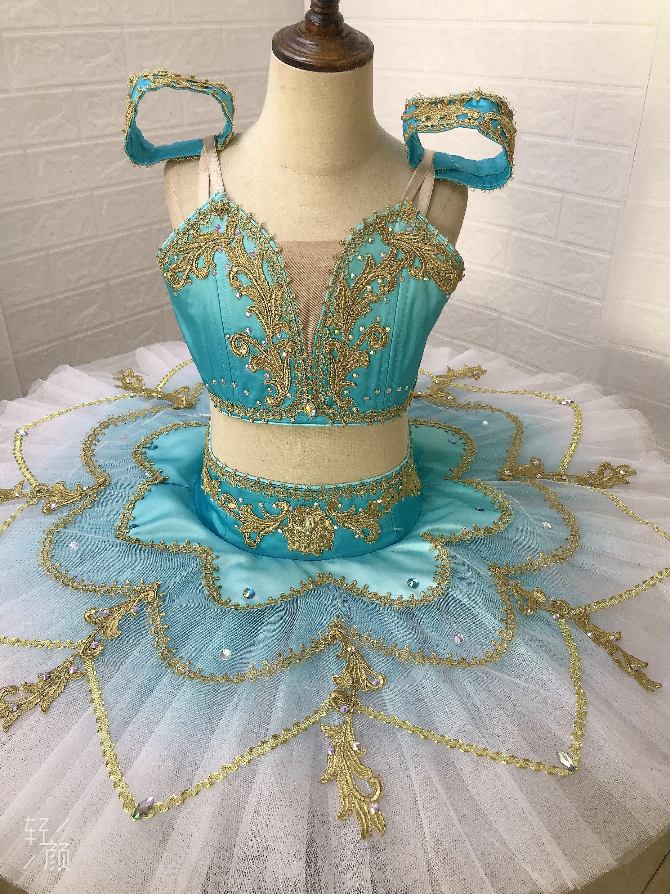 New Ballet  skirt Professional classical Pancake Tutu costumes