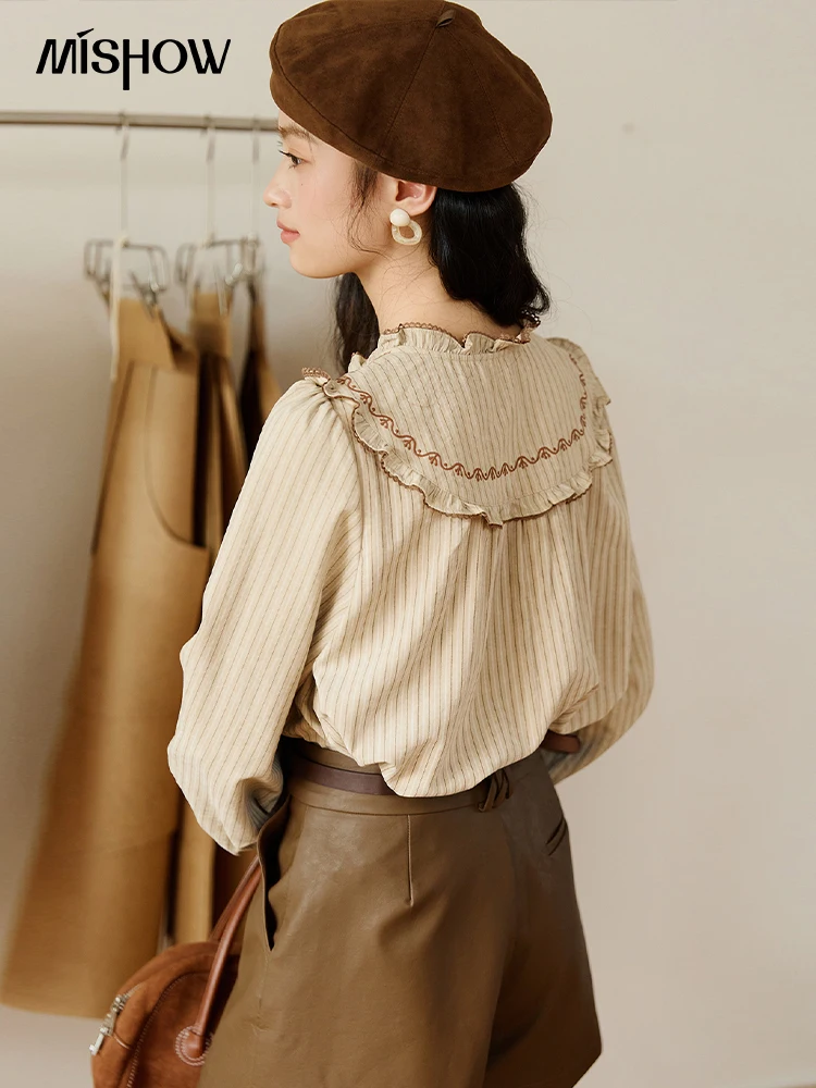 Mishow camisa listrada para mulher 2025 nova retro madeira borda da orelha em torno do pescoço bordado topo coreano roupas populares outono mxe46x2492