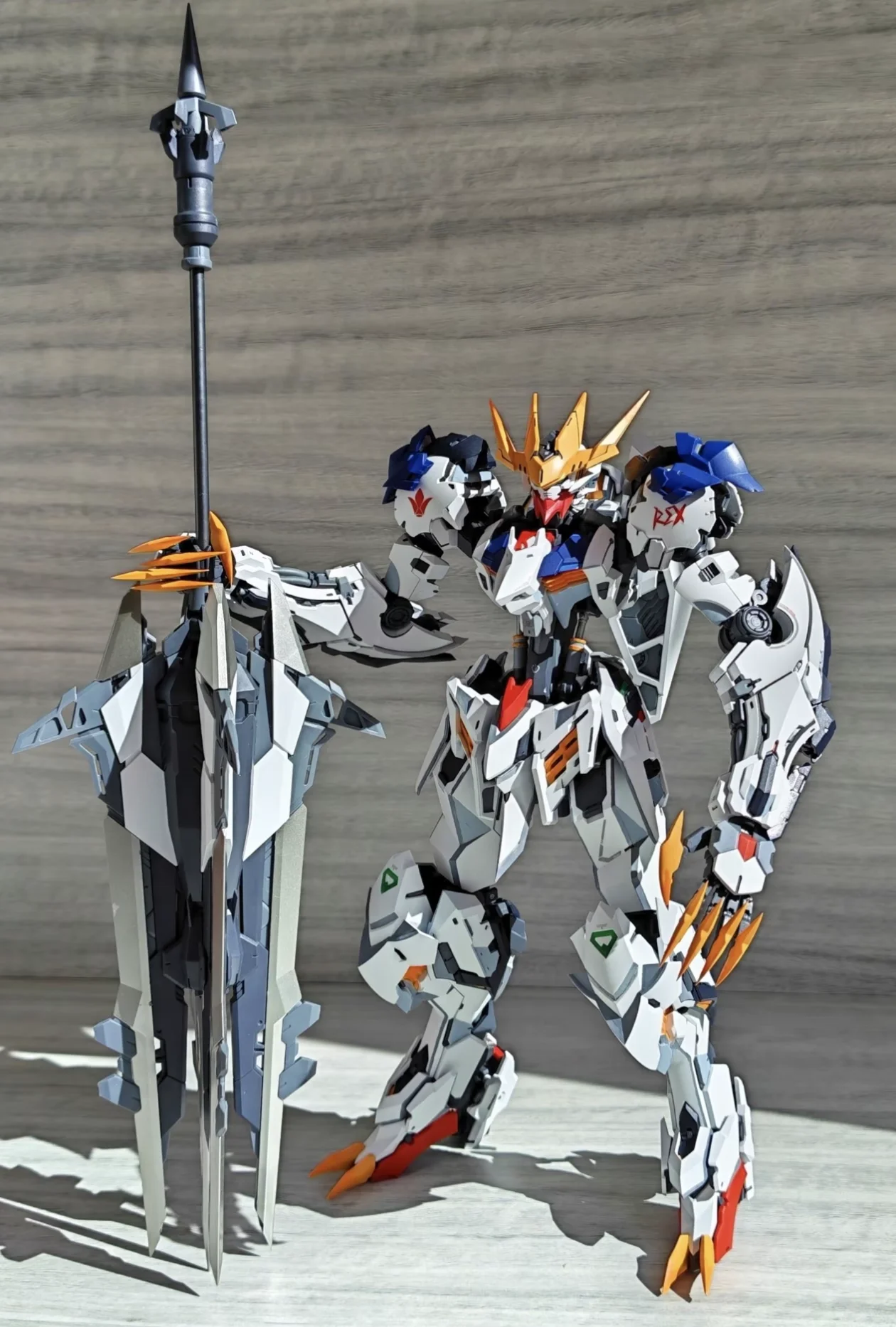 IN STOCK 1/100 LUNAVOR MG XY-01 GK Wolf King Barbatos Assembly