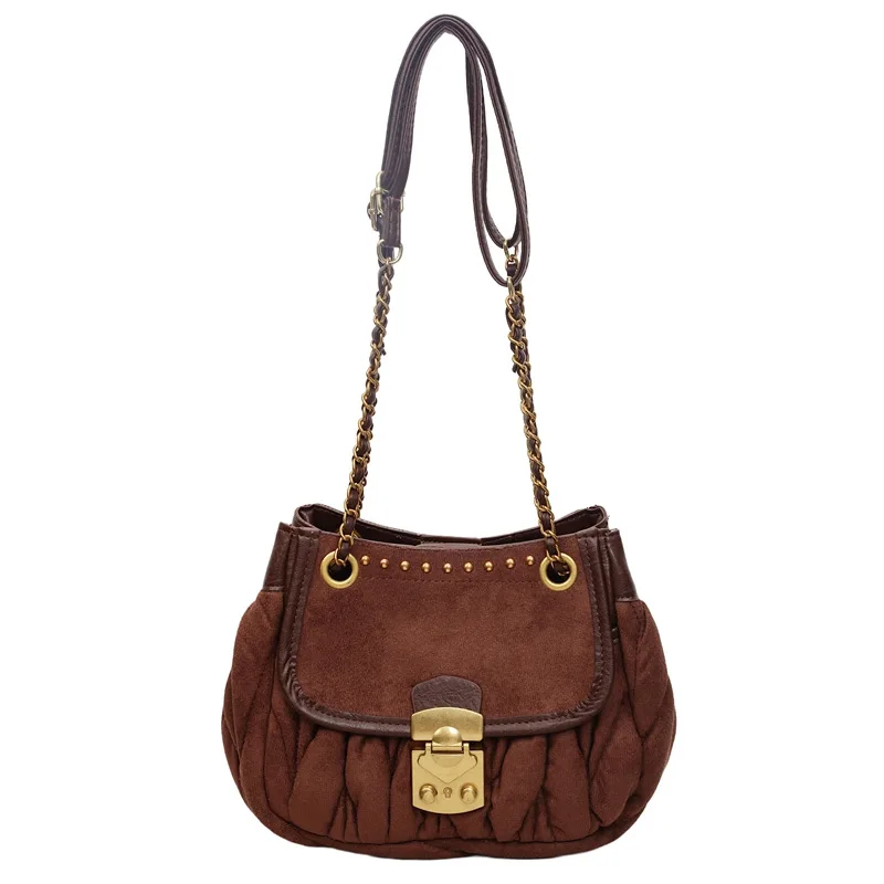 

Cloud Bag Metal Buckle Color Block Shoulder Bag Spacious Crossbody Purse for Women Fashion Day to Night Bag Minimalist Tote Bag