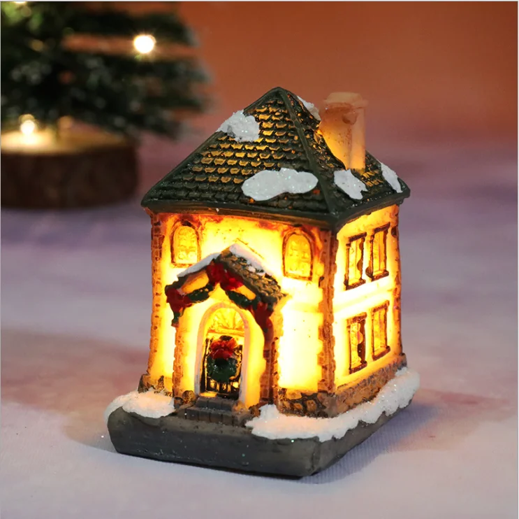 1Piece Christmas Resin Small House New Christmas Wear Resistant Tiny Resin House  Miniature Model Christmas Gifts Ornaments