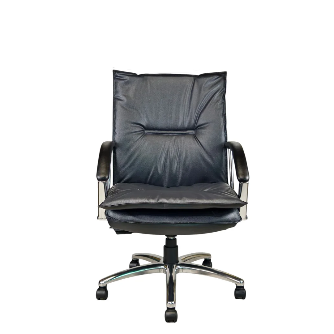 

Modern Ergonomic Swivel Office Chair in Leather for Business Use