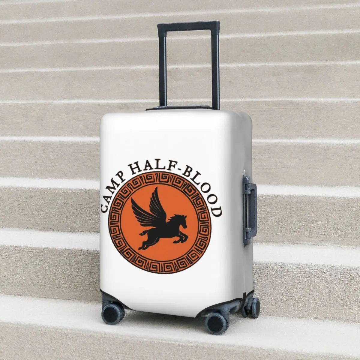 

Camp Half Blood, логотип Camp Half Blood, активный чехол для чемодана, эластичные защитные чехлы для дорожного багажа для 18-32 дюймов