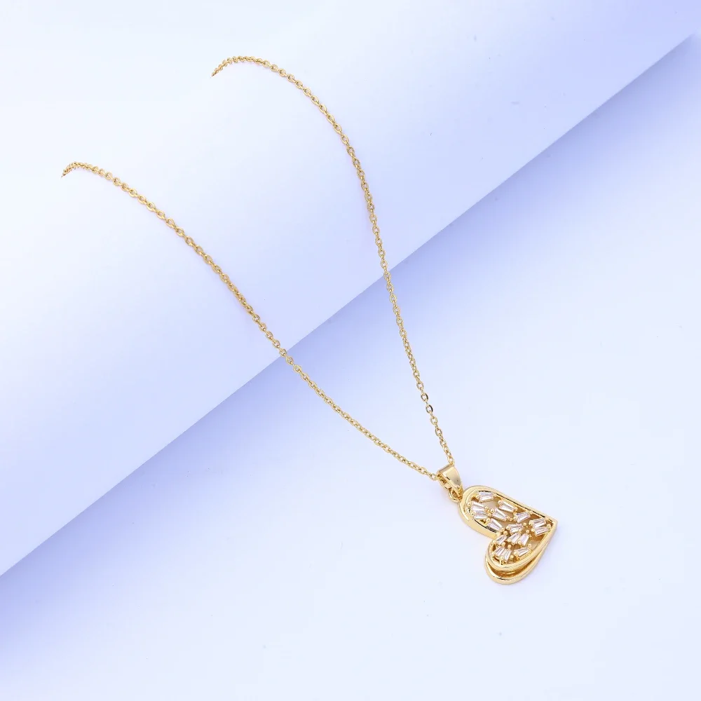 Collana in acciaio al titanio che non sbiadisce, versatile gioielli di nicchia da donna, squisita catena di maglioni di celebrità di Internet di fascia alta, semplice co