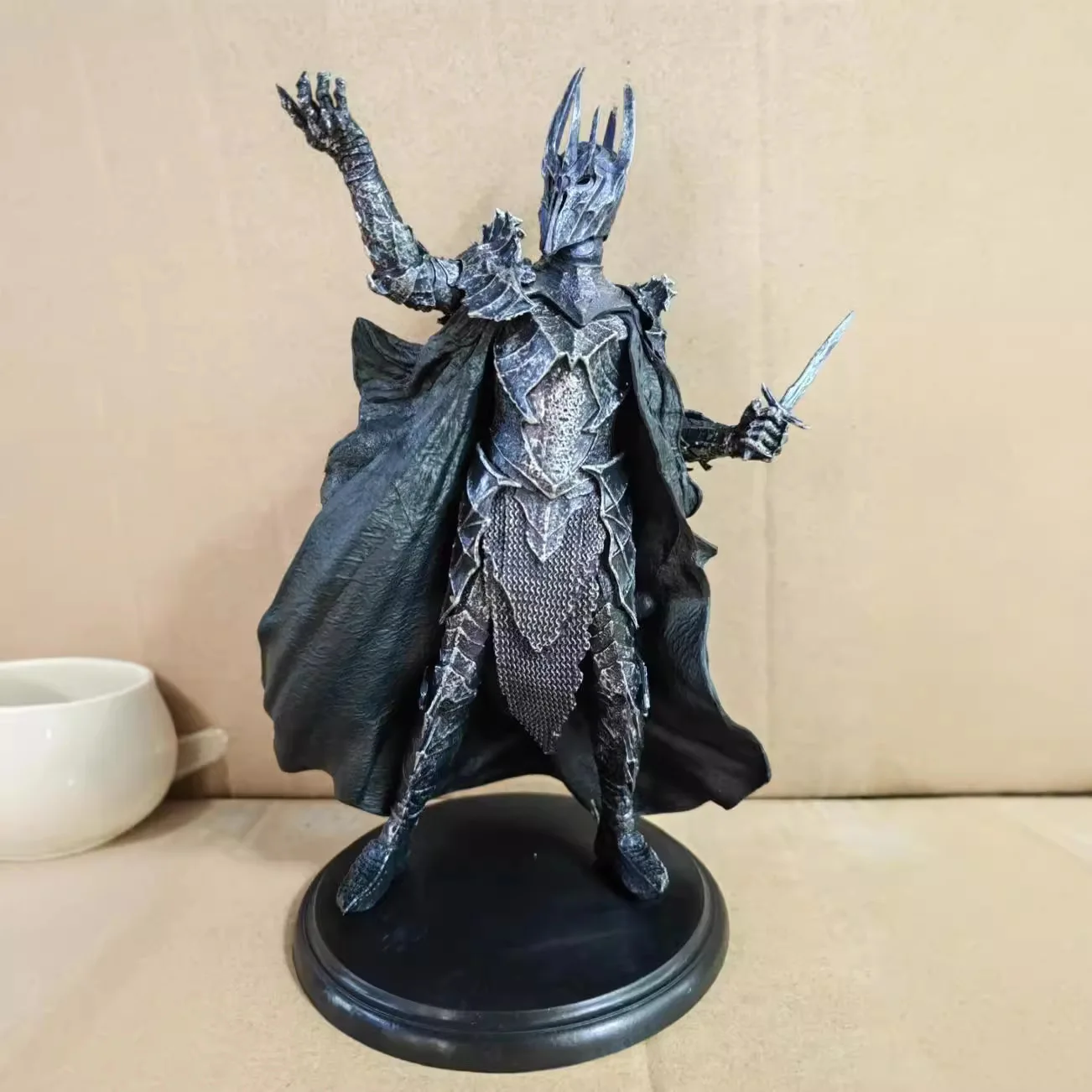 21cm The Lord of the Rings Sauron Annuminas Action Figure Anime Figure Collection Figures Model Toys Doll Gift