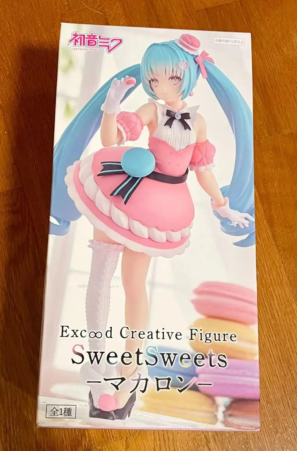 In Stock Original Genuine FuRyu Vocaloid Exceed Creative Figure Sweet Sweets Macaron Anime Figure Collect Model Kawaii Gift