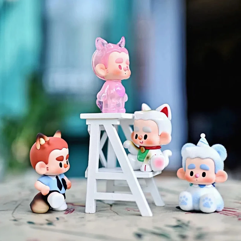 

Genuine HUROBO CLASS ZOO Series Blind Box Cute HUROBO Action Figure Surprise Bag Kawaii Animals Anime Figurine Mystery Box