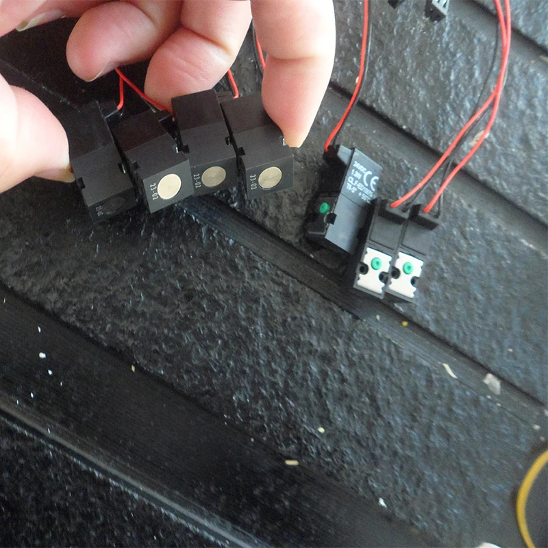 Imagem -05 - Furo 24vdc 10 mm Mini Micro Uso da Válvula Solenóide Lonati D4840090 para Lonati Série Gaol L454 L462 L404mr G615 Fl626 Máquina 2