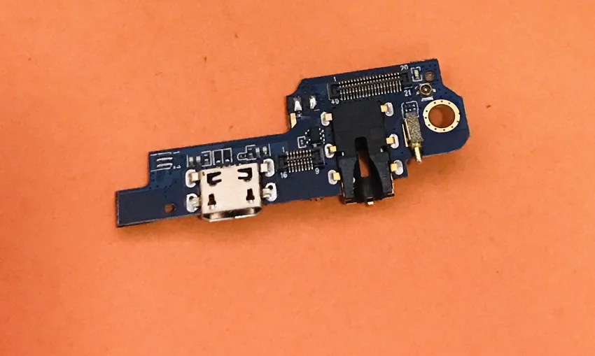 Original USB Plug Charge Board For Bluboo Edge MT6737 Quad Core 5.5 Inch HD 1280X720 Free shipping