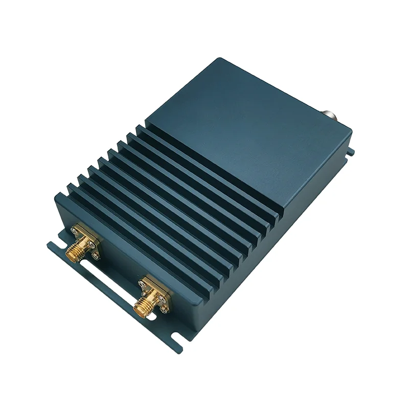 Bezprzewodowy system transmisji w czasie rzeczywistym z ochroną przed zakłóceniami, nadajnik i odbiornik wideo.