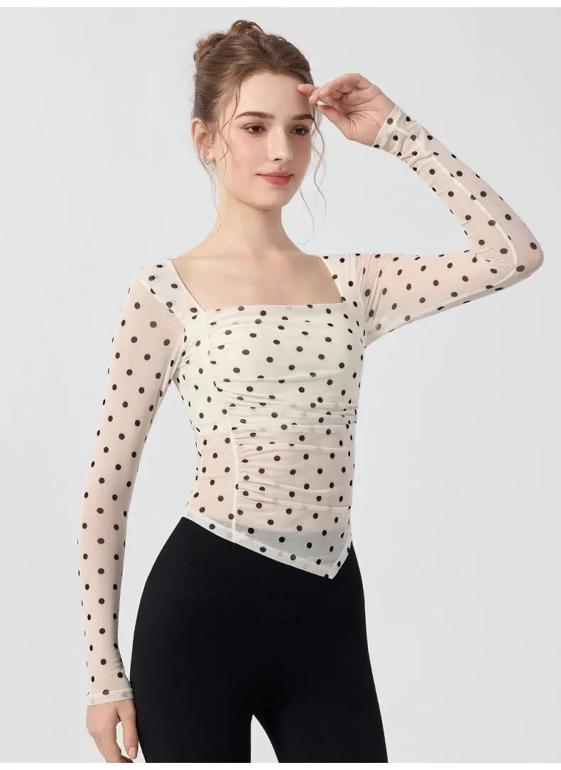 T-Shirt mit quadratischem Ausschnitt und Polka-Dot-Muster, Retro-Stil, langärmelig, für Damen, mit unregelmäßigem Saum, Taillenbund, Brustpolster, geeignet für Yoga, Fitness und Pilates. – Detail 6