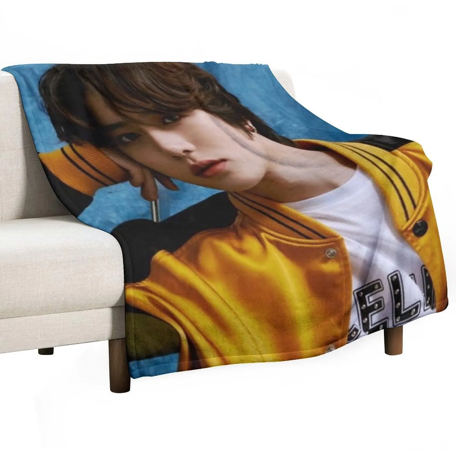 

BEOMGYU-ELITE Throw Blanket Thin For Sofa Thin Sofas Bed linens Blankets