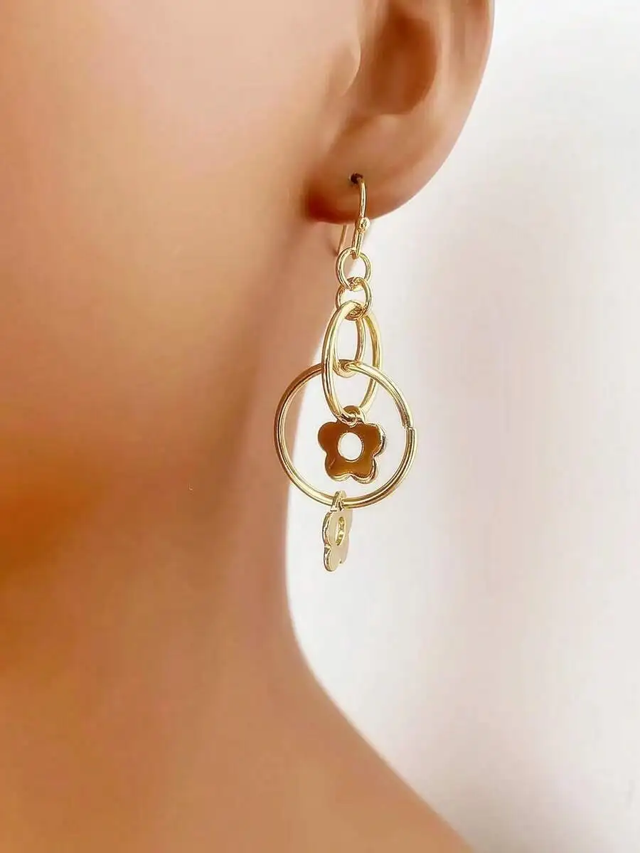 

Minimalist Hollow Geometric Circle Flower Pendant Earrings For Women