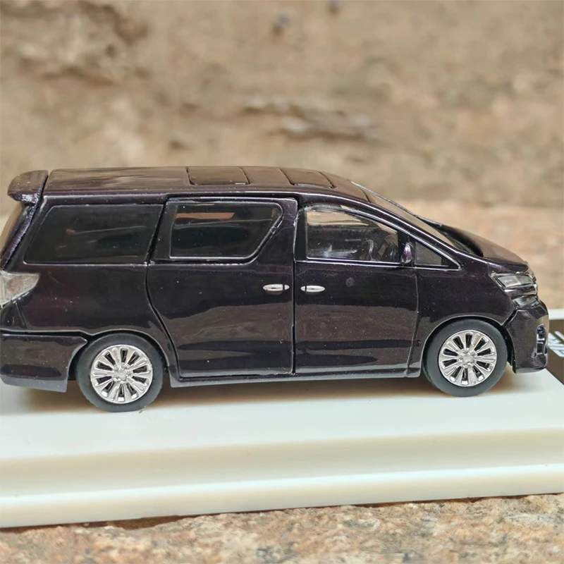 BBS 1:64 2013 Willfa automóvil aleación modelo ornamento niñera coche coche de negocios escena decorar