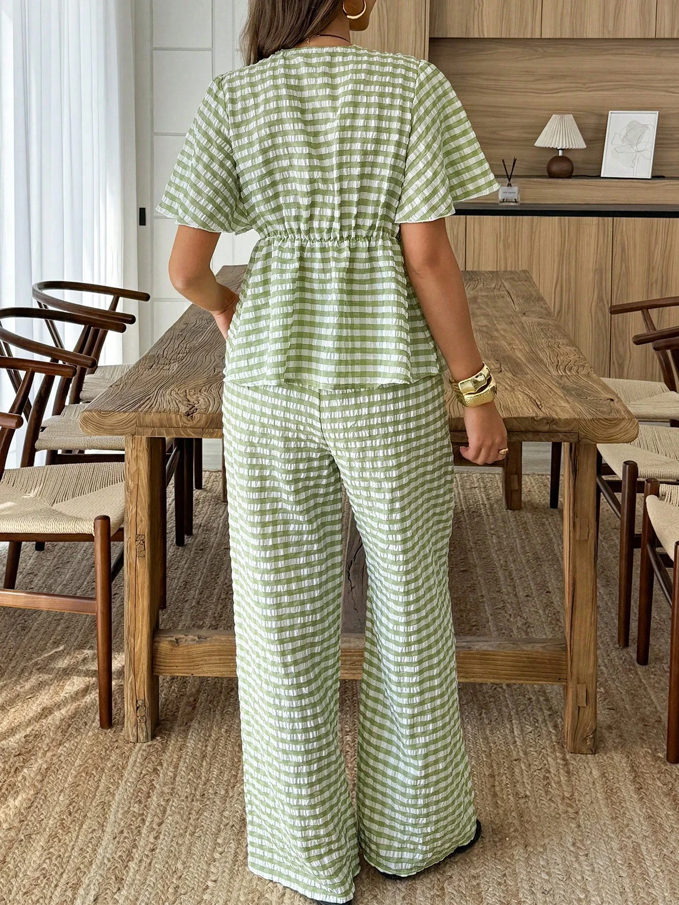 

Women Casual V-Neck Tie Front Top And Wide Leg Pants Set Green Gingham 2 Piece Outfit
