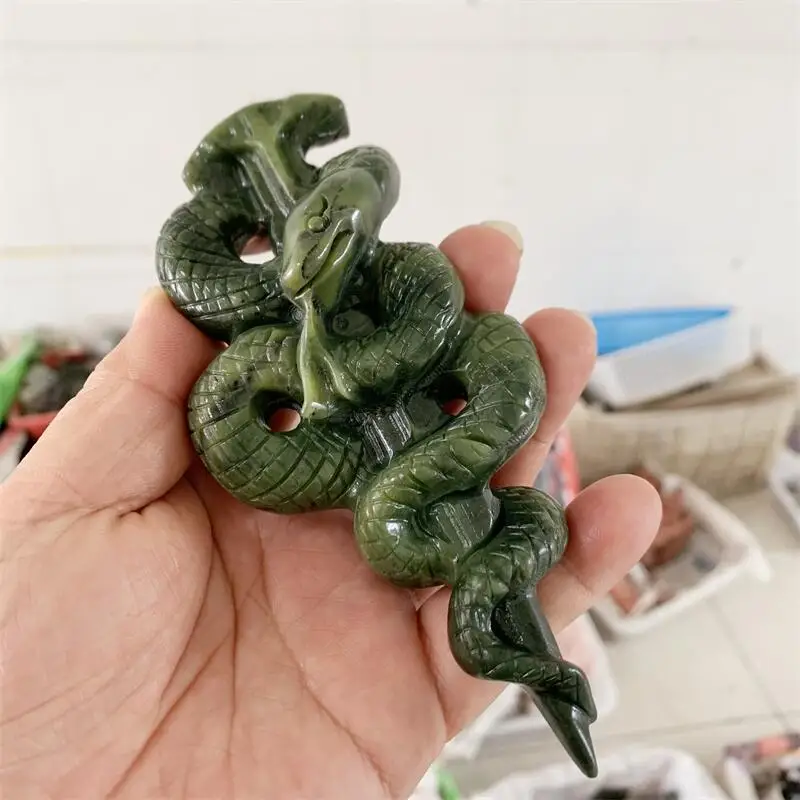 

Natural Serpentine Snake Nail Scepter Carved Statues Crystal Animal Cute Carving Figurine Christmas Gift 1PCS