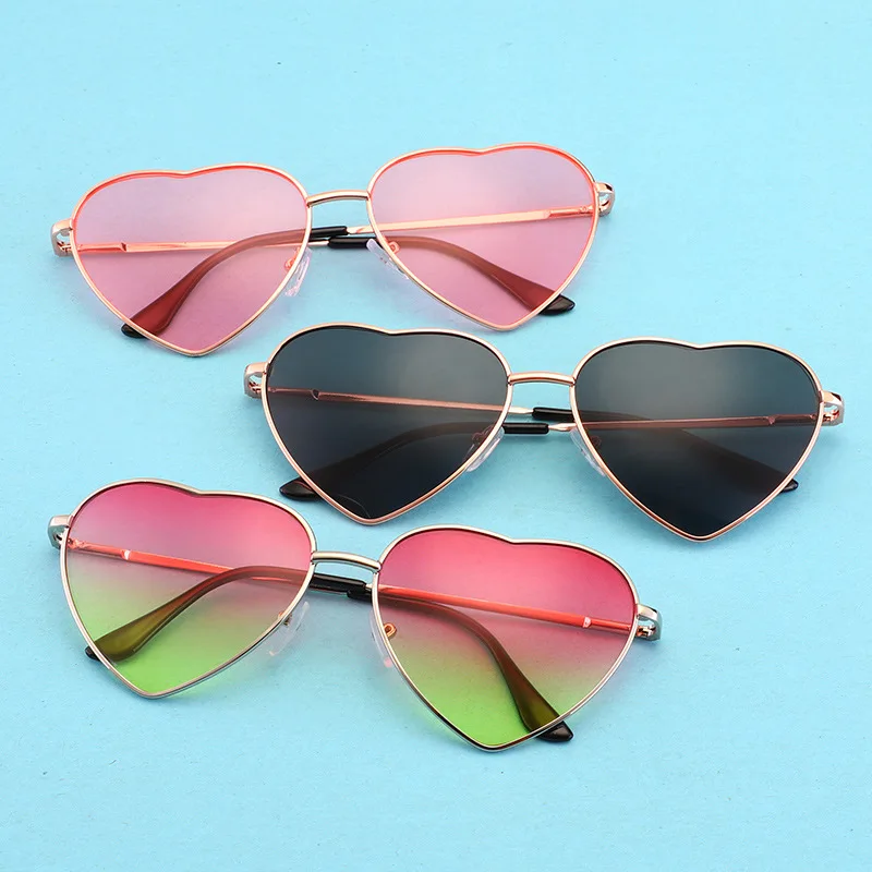 Heart Shaped Gradient Men Women Sunglasses Vintage Retro Fashion Car Driving Pink Red Sun Glasses Luxury Design Ladies Eyewear