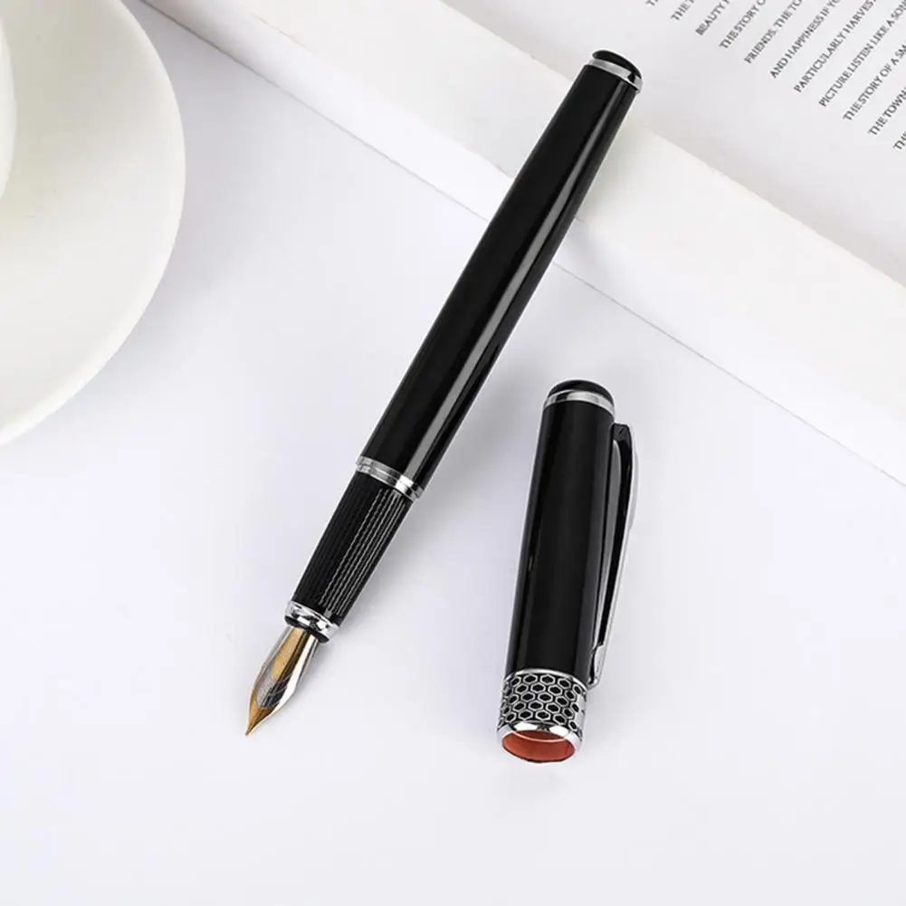 Portable Metal Pen Durable Metal Pen Elegant Metal Pen with Clip 0.5mm Fine Point Heavy Duty Comfortable Grip for School