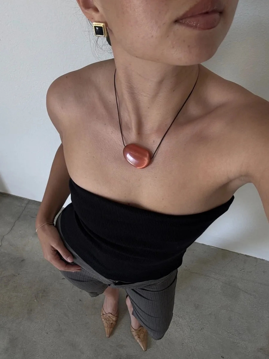Red agate stone necklaces for women black long stone necklaces minimaist winter summer jewelry new in 2026