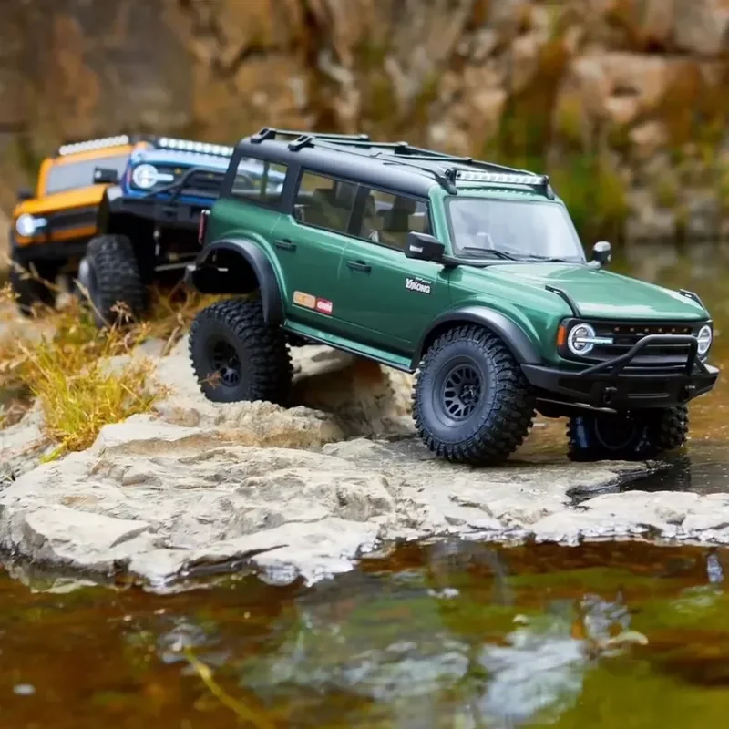 Carro elétrico de controle remoto rc v3 yk4083 simulação em escala 1/8 ford wrangler 4wd brinquedo de veículo de escalada off-road de alta e baixa velocidade