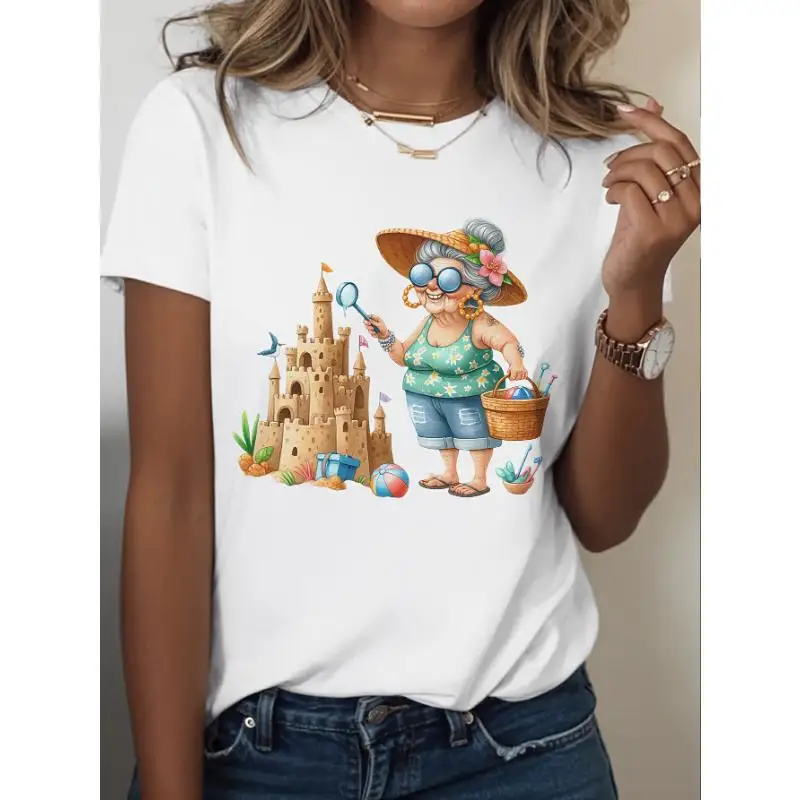 

Funny Grandma Beach T-shirt, Women's Cute Cartoon Vacation Tee, Summer Holiday Gift for Mom, Cute Granny Sandcastle Shirts