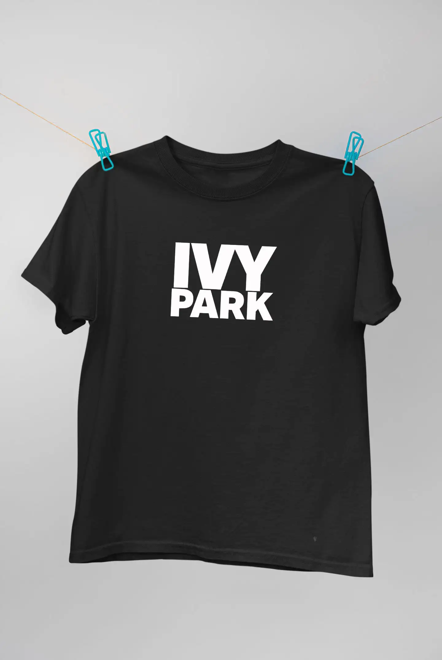 Ivy Park Logo Men's Womens Top Black Tee Clothing Tshirt Size S- 5XL Unisex Best Gift Anniversary