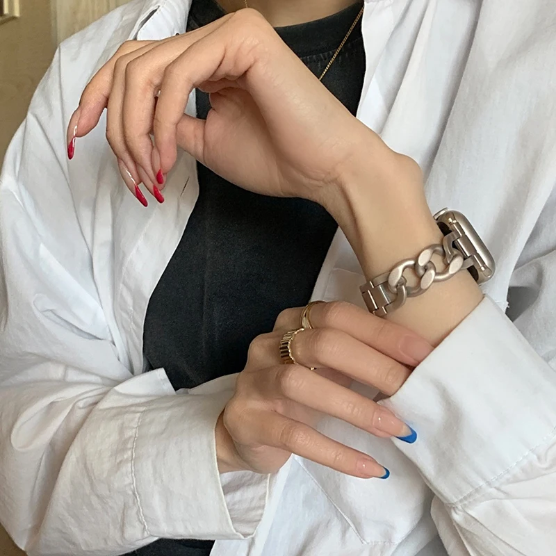 Роскошный металлический ремешок для Apple Watch Series 9 Ultra 8 7 SE 6 5 4 3, браслет с одной цепочкой для iWatch Band 38/40/41/42/44/45/49 мм