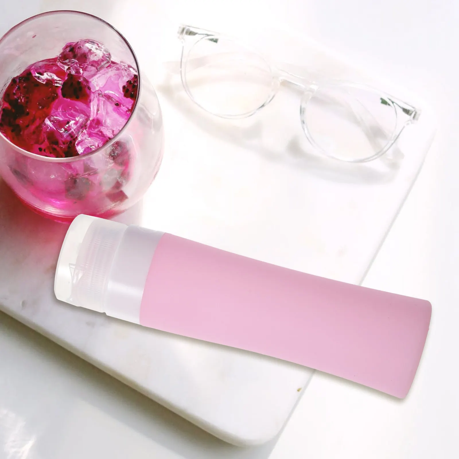 

Набор из 4 портативных силиконовых флаконов для путешествий: многоразовые емкости для лосьона, шампуня и других жидкостей для кемпинга