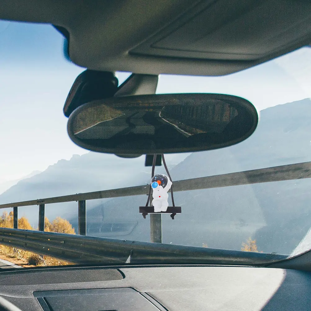 

2Pcs Car Hanging Pendant Astronaut Resin Rearview Mirror Charm Creative Design Car Interior Decorations Hanging Ornament