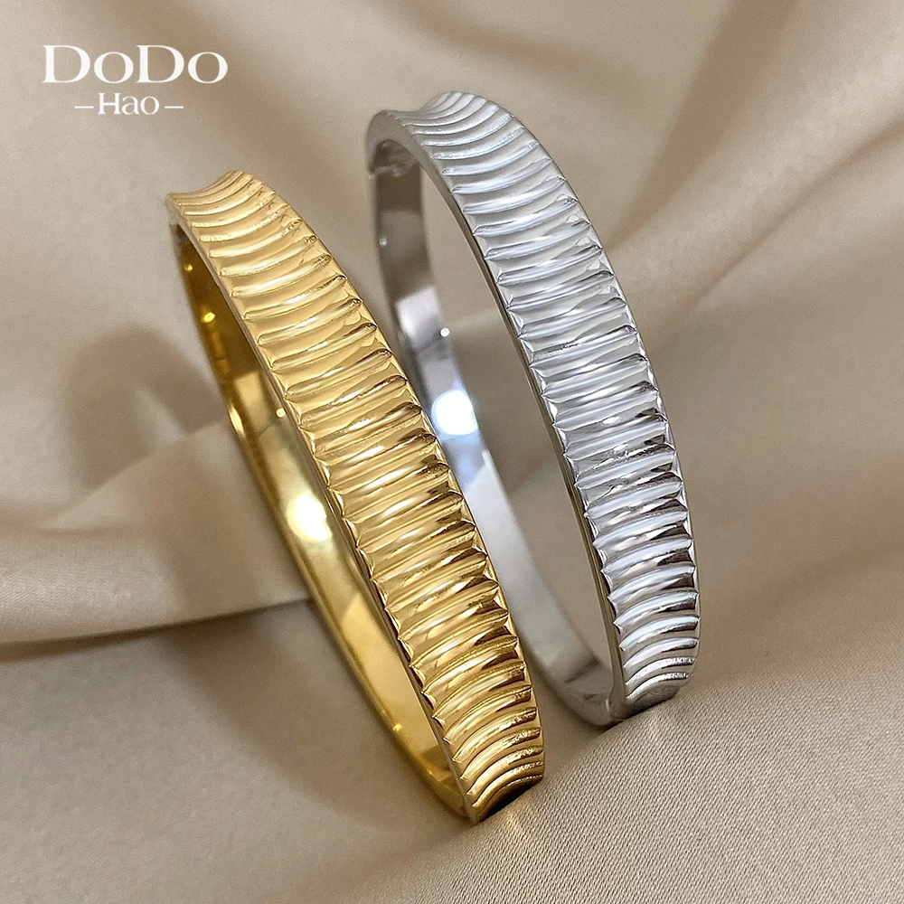 DODOHAO Vintage Streamline Texture Stainless Steel Cuff Bangle Bracelet For Women Man Party Daily Temperament Charm Jewelry Gift