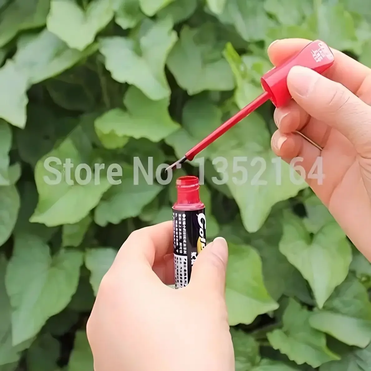 Car scratch repair pen, auto paint pen for Toyota camry,highlander,yaris,corolla,RAV4 ,car painting pen