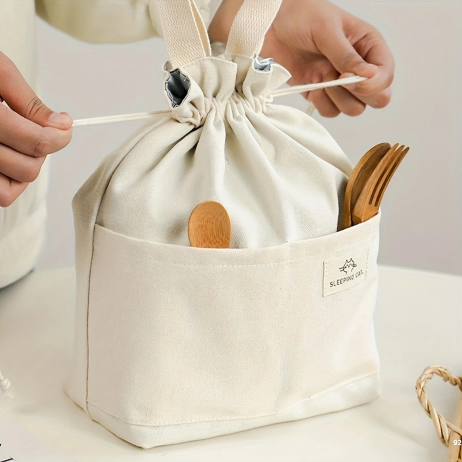 Lightweight Beige Womens Drawstring Lunch Bag - Stylish & Versatile for Office, Picnics & Travel - Compact, Secure & Durable