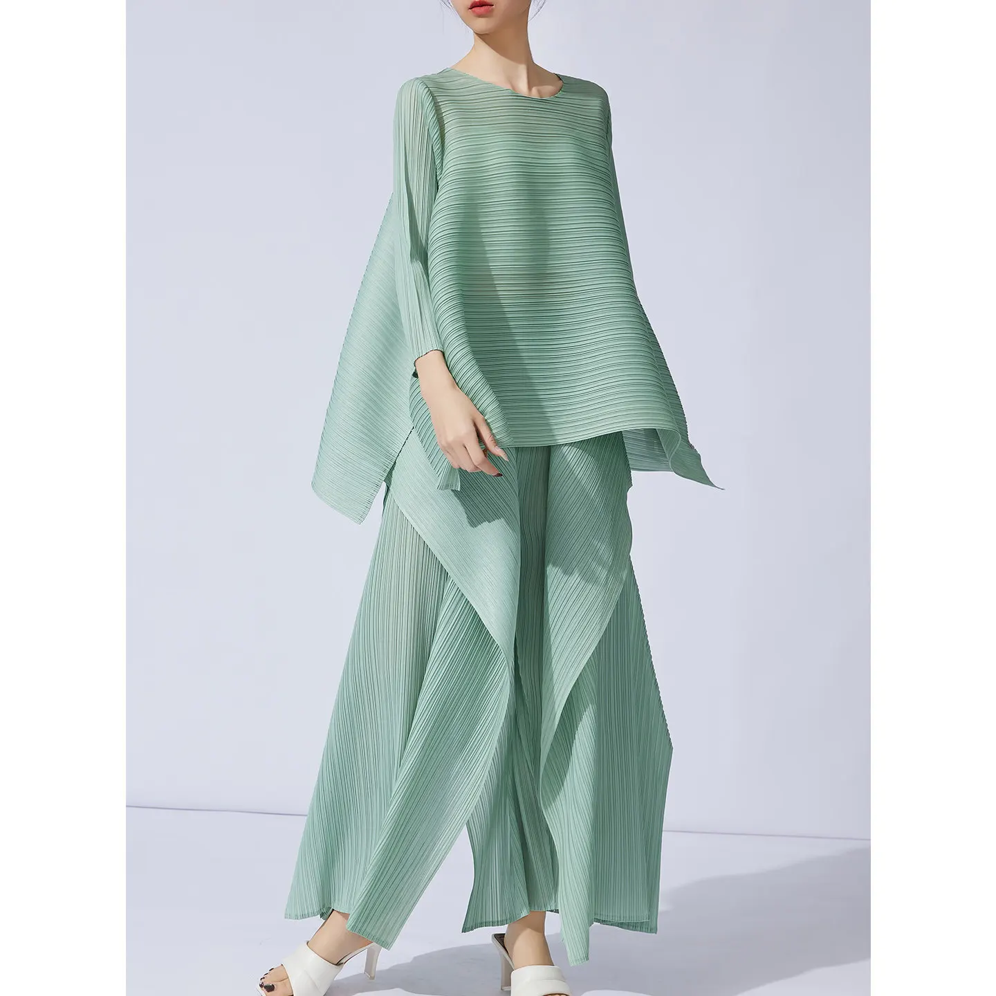 Miyake Fold 2026 New Spring/Summer High End Fold Top Wide Leg Pants Set Asymmetric Fashion Design Shows Thin Artistic Sense