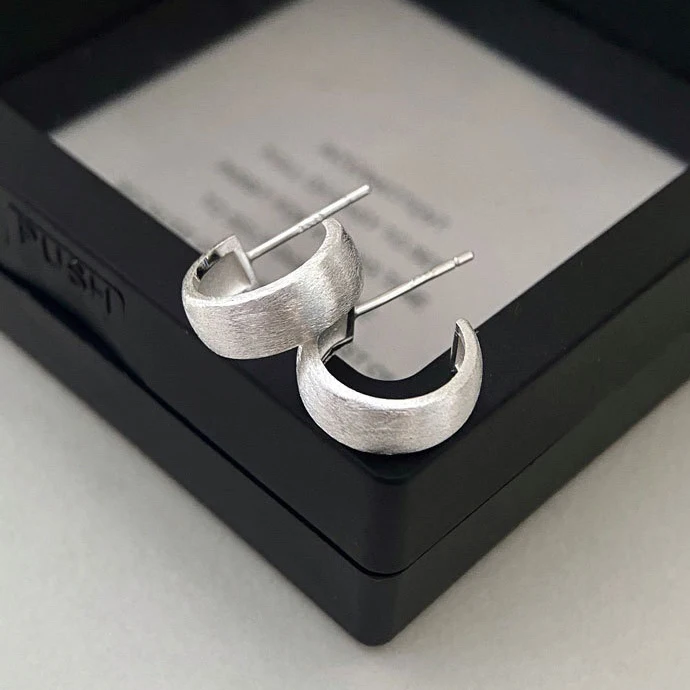 

PONYKISS S925 Sterling Silver Geometric C 5mm Brushed Wide Arc Stud Earrings For Women Classic Fine Jewelry Minimalist Bijoux