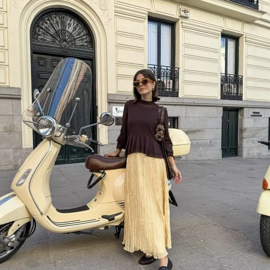 

Women's Casual Versatile Pleated Skirt Women Yellow Crinkled Chiffon Maxi Skirt High Waist Elastic Waist A Line Flowy Skirt Z46F