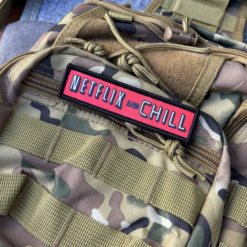 Parche de moral impreso Netflix y Chill – Insignia con velcro táctico