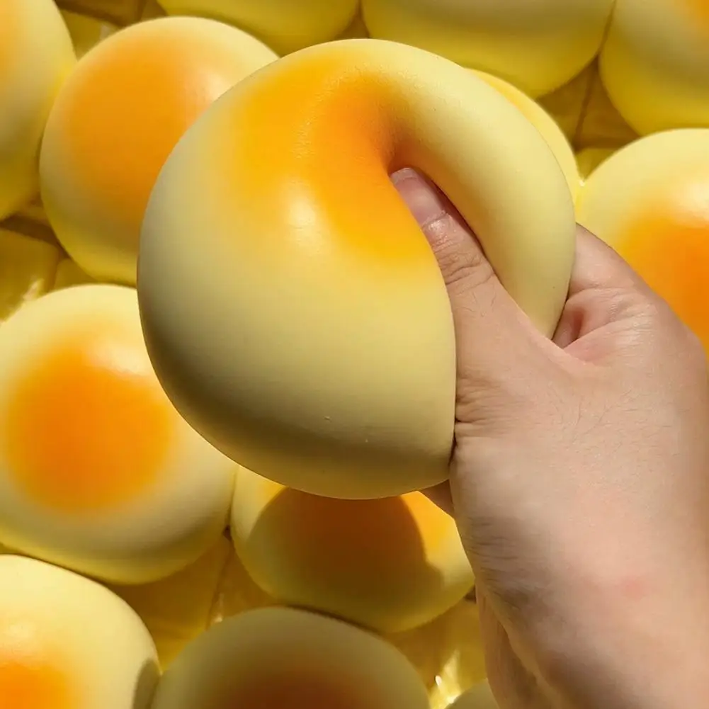 Niedliches Brotförmiges Squishy-Spielzeug, langsam aufsteigendes Stressabbau-Spielzeug, tragbares Handflächen-Quetschspielzeug für die Angstlinderung im Büro, Fidget-Spielzeug