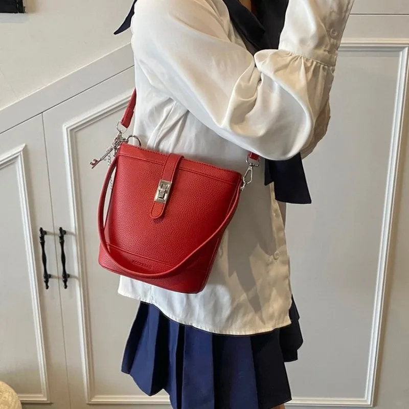 

Classic Designer Diaper Bag Ladies Simple Minimalist Handbag Leather Crossbody Shoulder Purse Tote Shopper Commuter Trendy