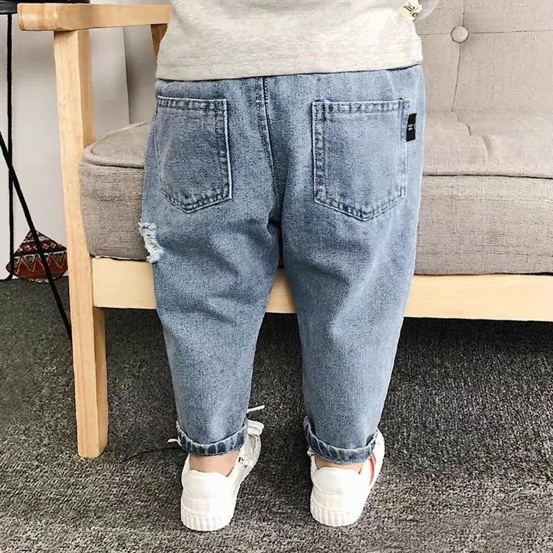 Korean new boys and girls high-waisted jeans, children\'s porn jeans, boys with loose fashion dad pants 0-5 year old trousers