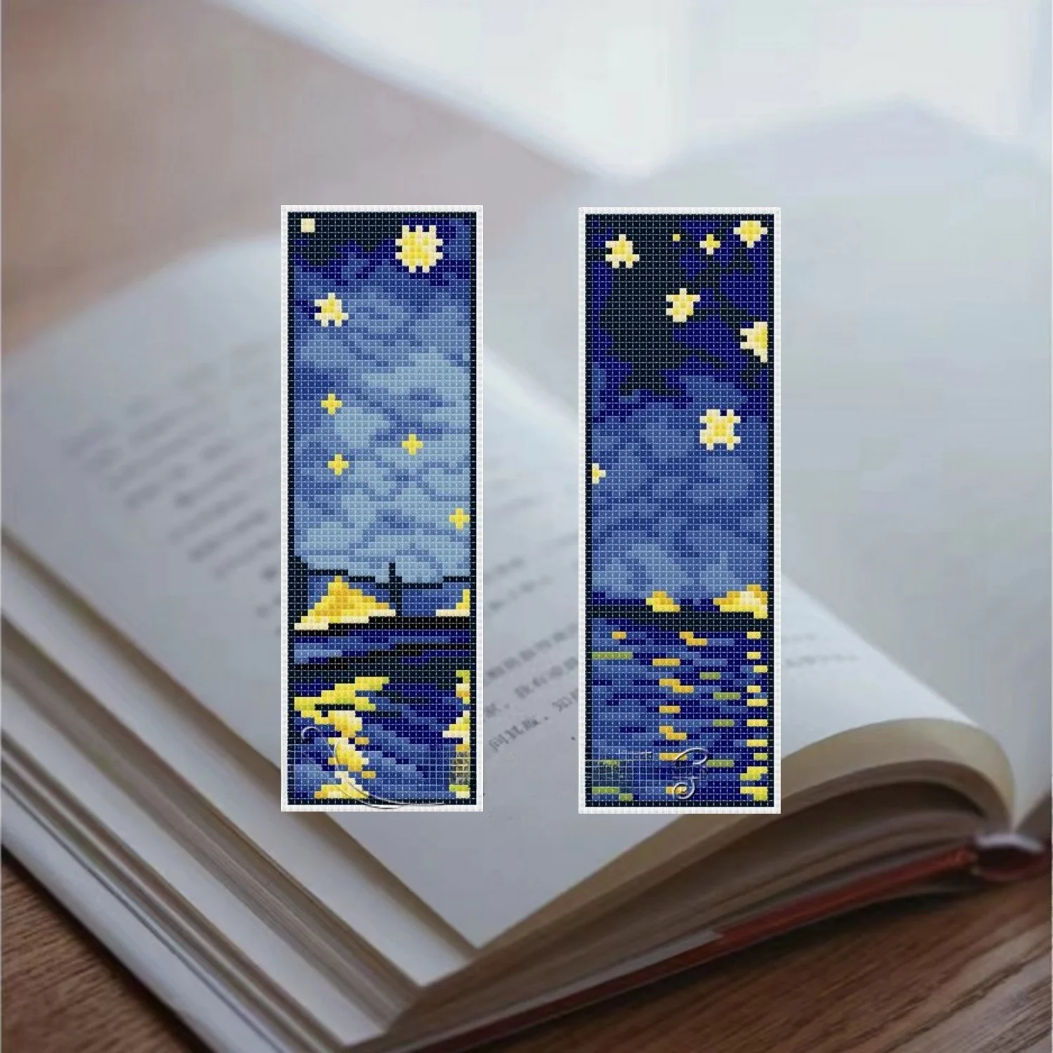 

Закладки для книг с вышивкой крестиком, нитки DMC, двусторонние, ручная работа, подарок, дизайн по мотивам картины Ван Гога «Рона»