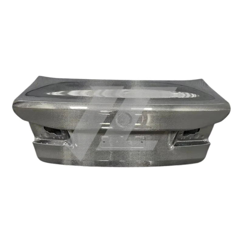 

Новинка для BMW M5 F90 2017+: Задняя крышка багажника из карбона