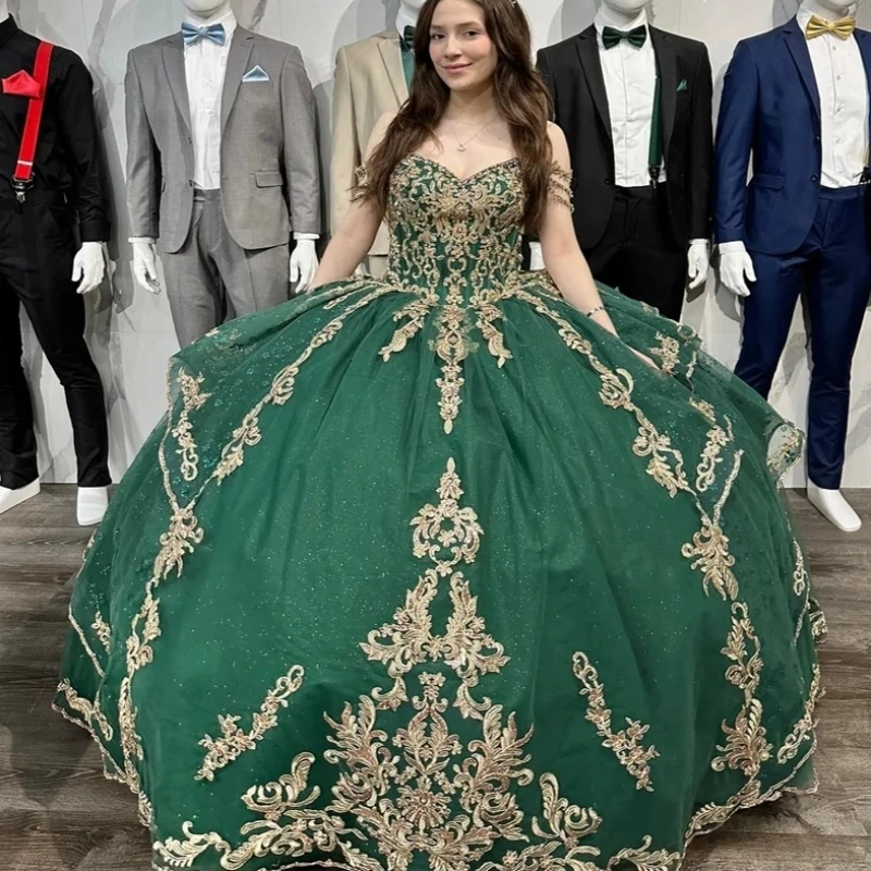 

Green Princess Green Quinceanera Dresses Gold Lace Applique Beads Ball Gown Vestido De 15 Anos Prom Party Wear robes de soirée