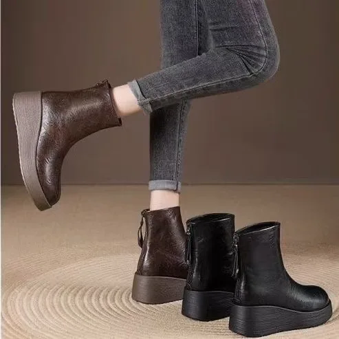 Damenstiefel 2026 Herbst Leder Plateau Damenschuhe Großkopf Retro Casual Damenstiefel Muffin-Schuhe